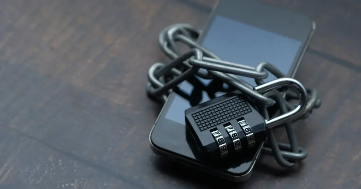 Best AI Tools for Cybersecurity 2026: Darktrace vs CrowdStrike Falcon