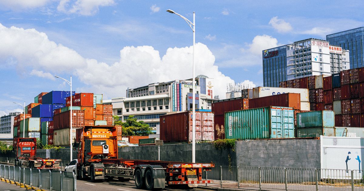 7 Best AI Tools for Logistics Managers 2026: Expert Comparison Guide