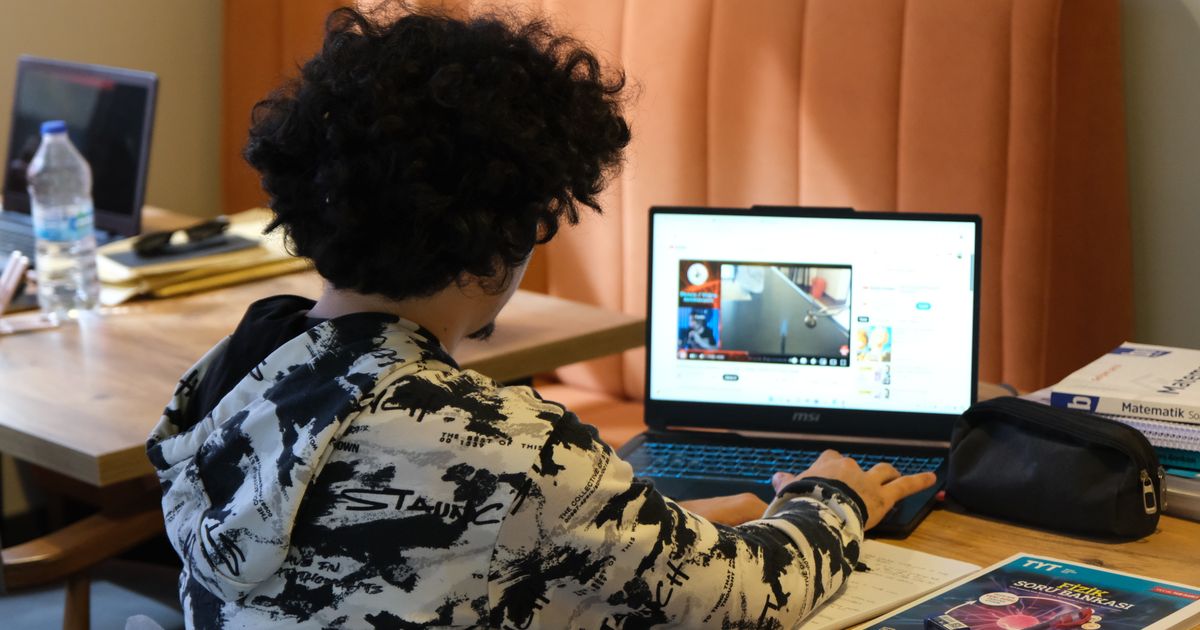 7 Best AI Education and Learning Tools 2026 – Expert Comparison Guide