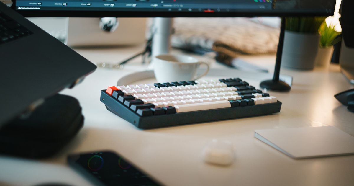 7 Best AI YouTube Title Generators in 2026: Expert Comparison & Guide
