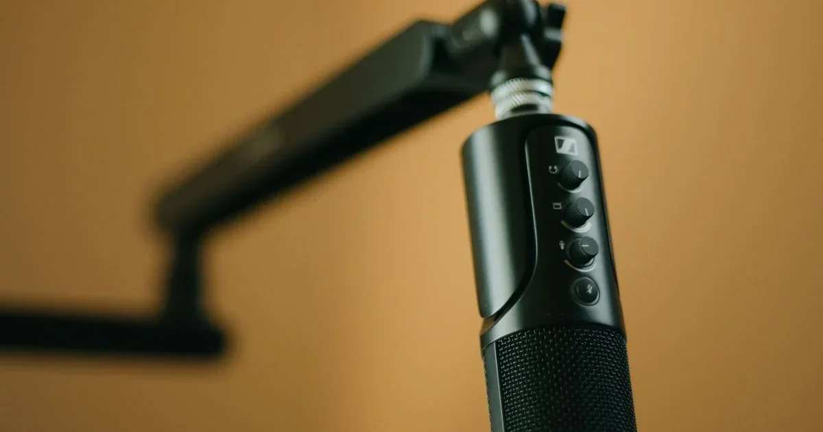 10 Best AI Tools for Podcasters in 2026 - Record, Edit and Grow